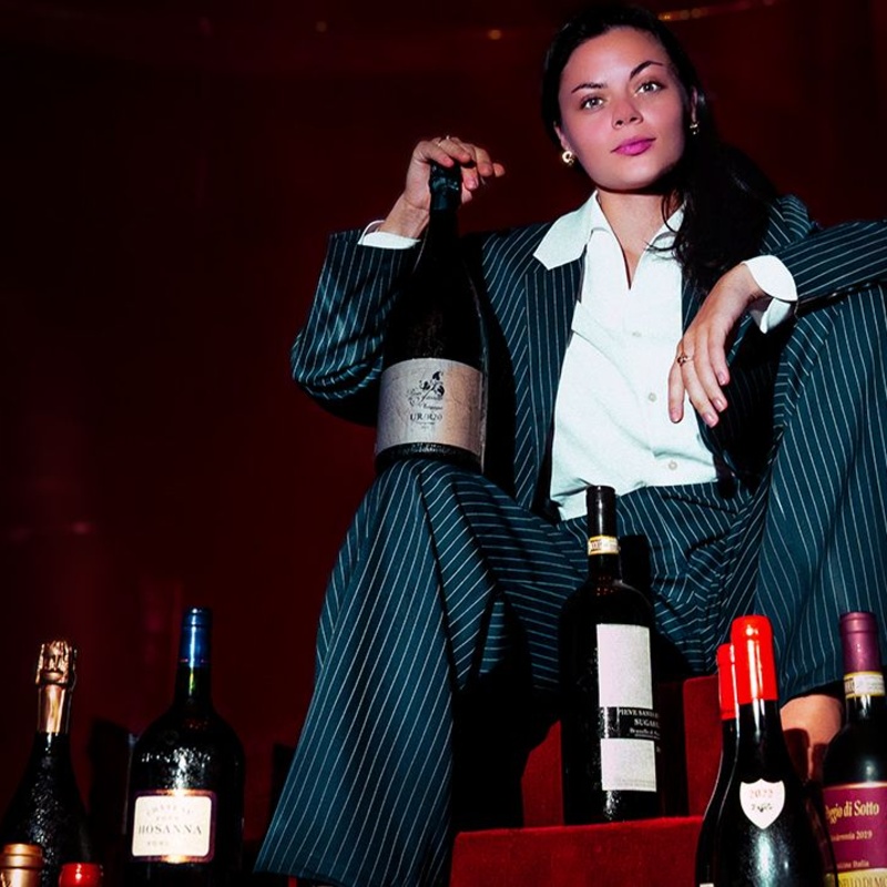 Bar Dali Head Sommelier with curated wine selection - expertise and elegance